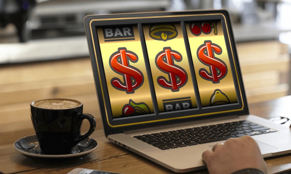 Online slot machine gambling